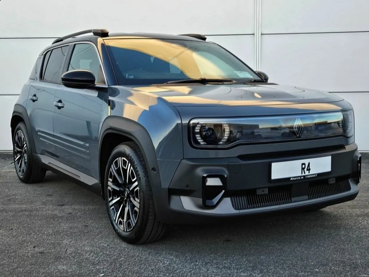 Renault 4 Iconic 52Kw 150hp EV - Image 1