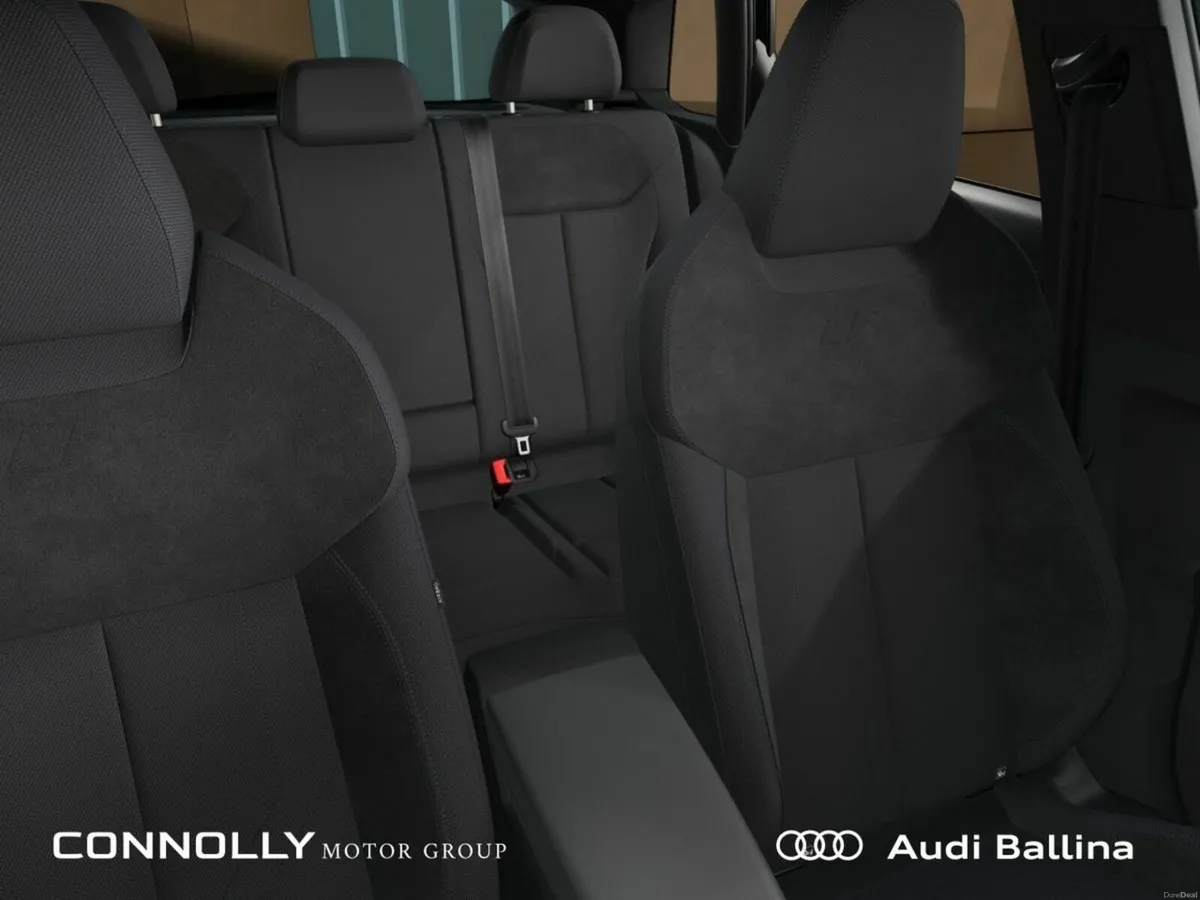 Audi Q3 S LINE **TECH PACK** **HITCH** - Image 6