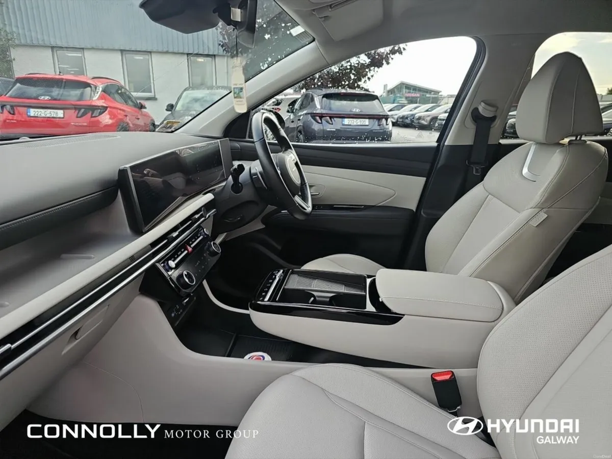 Hyundai Tucson Tucson FL Executive PHEV ** ORDER N - Image 5