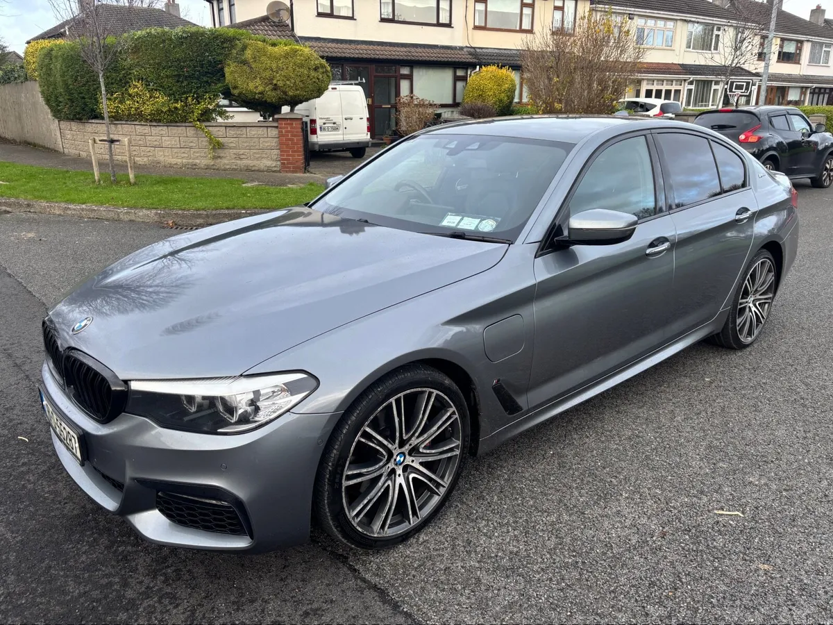 181 BMW 530E MSPORT - Image 4