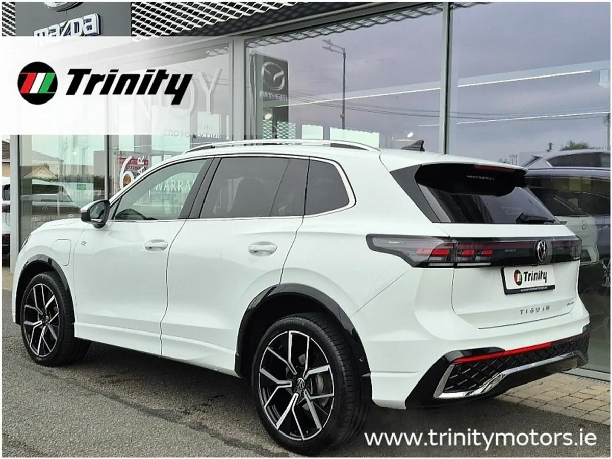 Volkswagen Tiguan ** TOP SPEC ** R-LINE ** TSI PHE - Image 3
