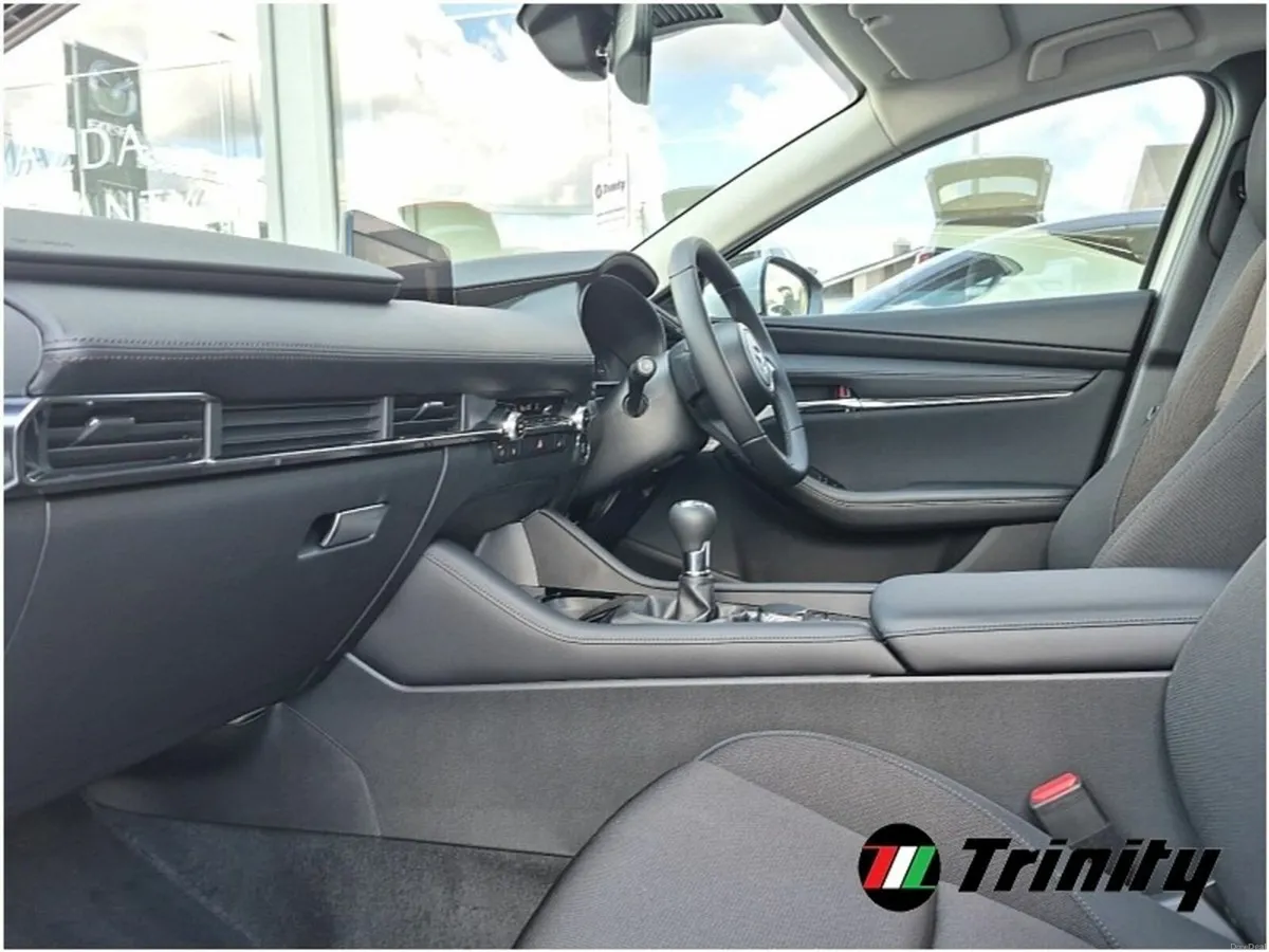 Mazda Mazda3 ** EXCLUSIVE LINE ** 186 BHP ** IN ST - Image 6