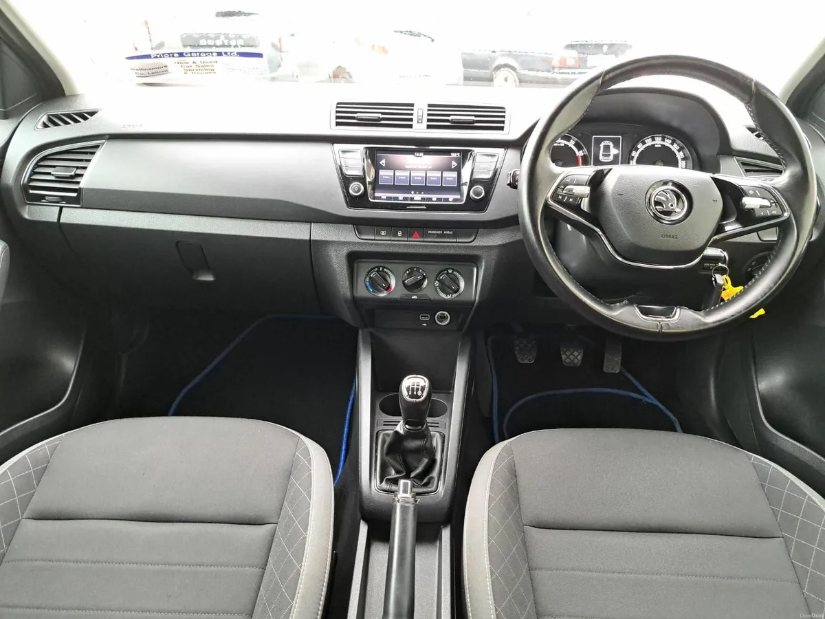 Skoda Fabia 211 1.0  V.Clean Nct 11/27 FINANCE ! - Image 4