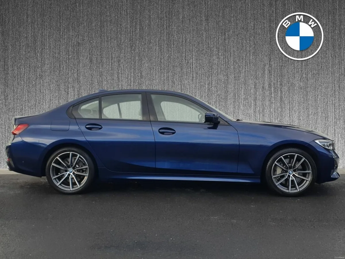 BMW 3-Series 330e Sport Pro Auto - Image 3