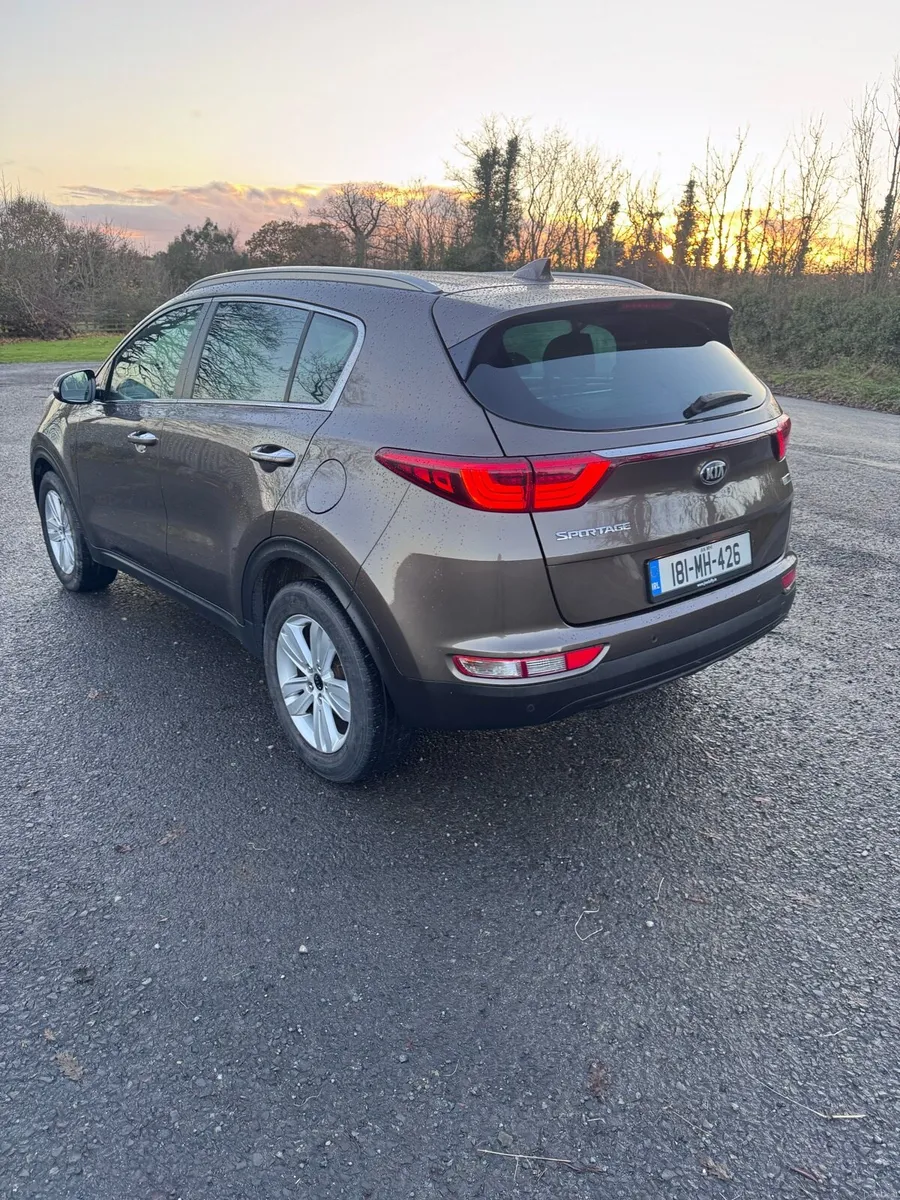 Kia Sportage TOP SPEC . Mint condition. - Image 3