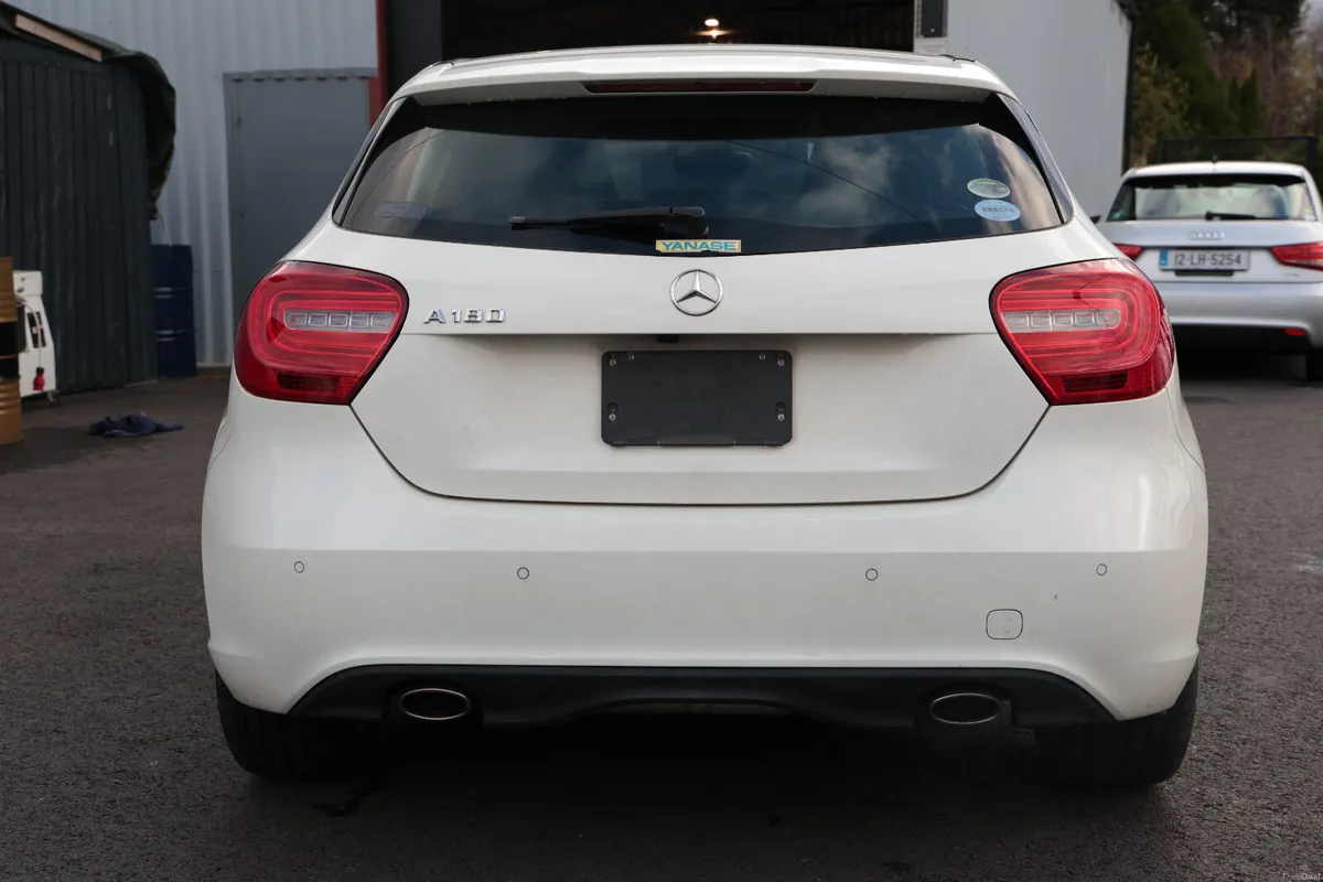Mercedes-Benz A180 2014 - Image 4