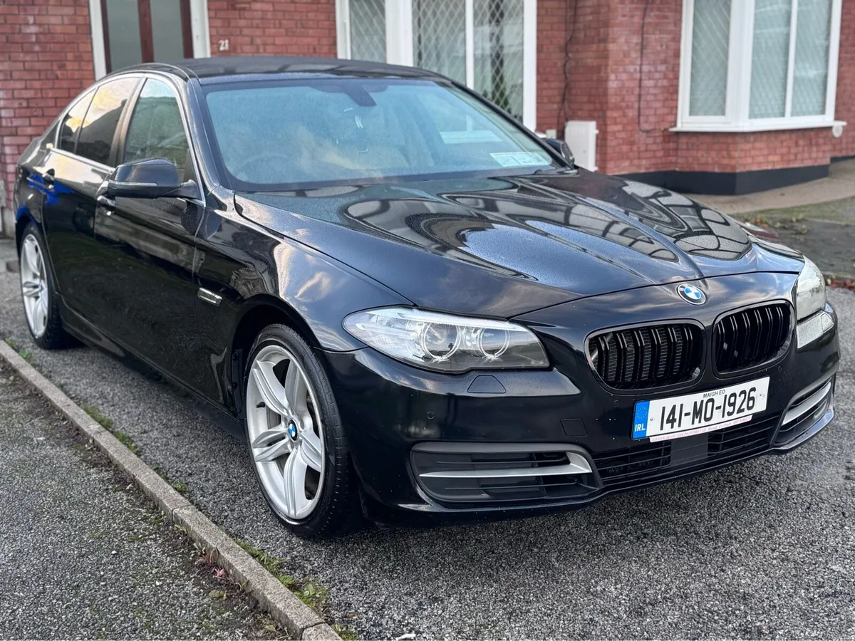 BMW 5 Series - Image 2
