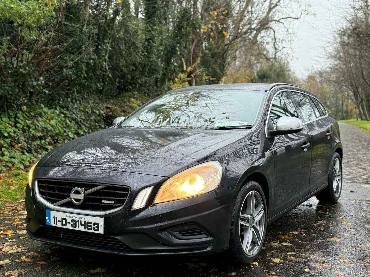 2011 Volvo V60 R Design Auto 2.0 - Image 1