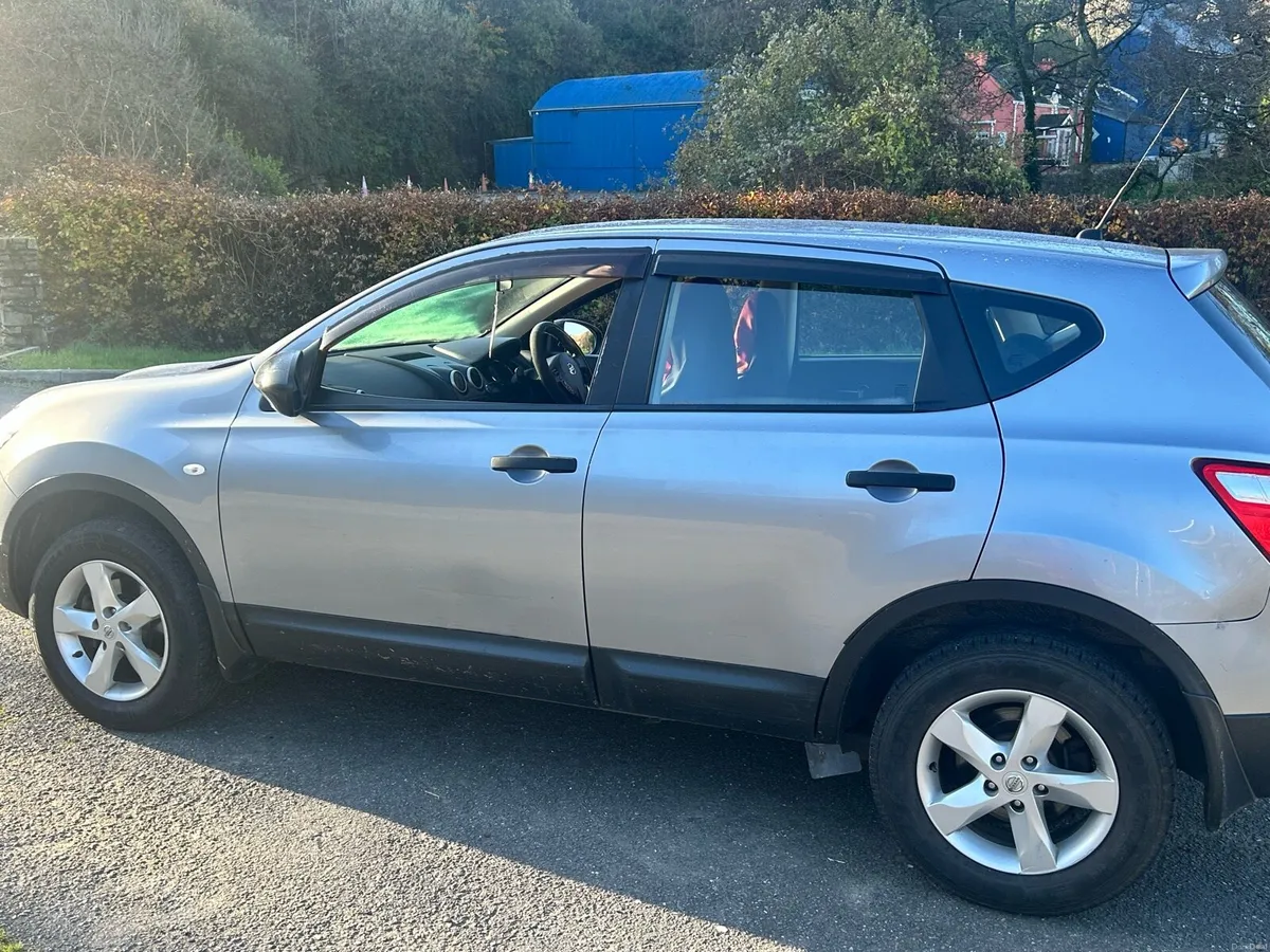 Nissan Qashqai 2010 - Image 3
