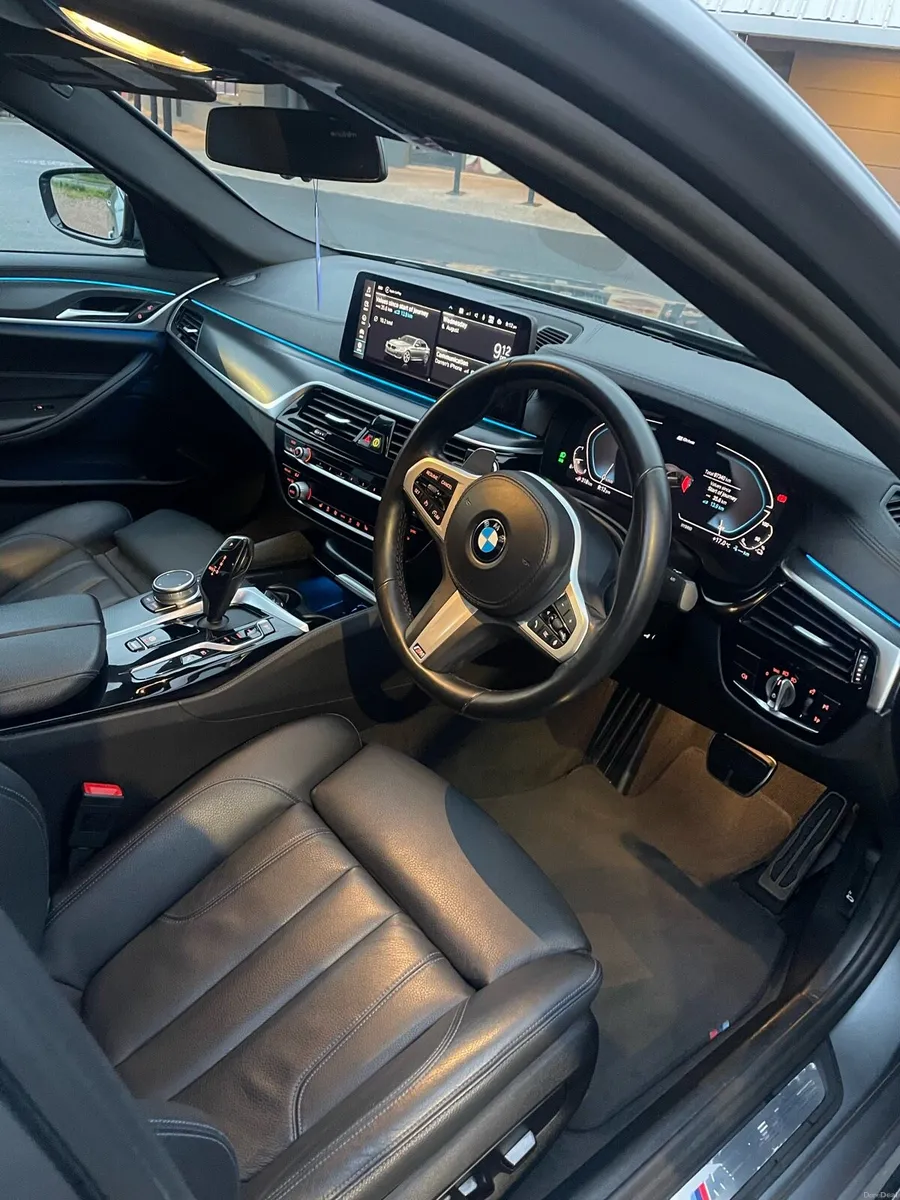 ** Stunning! BMW LCi 530e M sport ** - Image 2