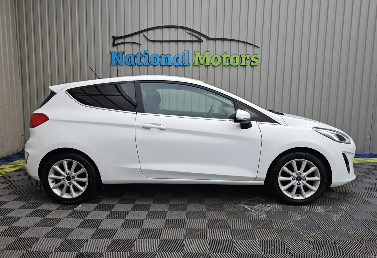 2018 Ford Fiesta TITANIUM 1.0 Petrol - Image 2