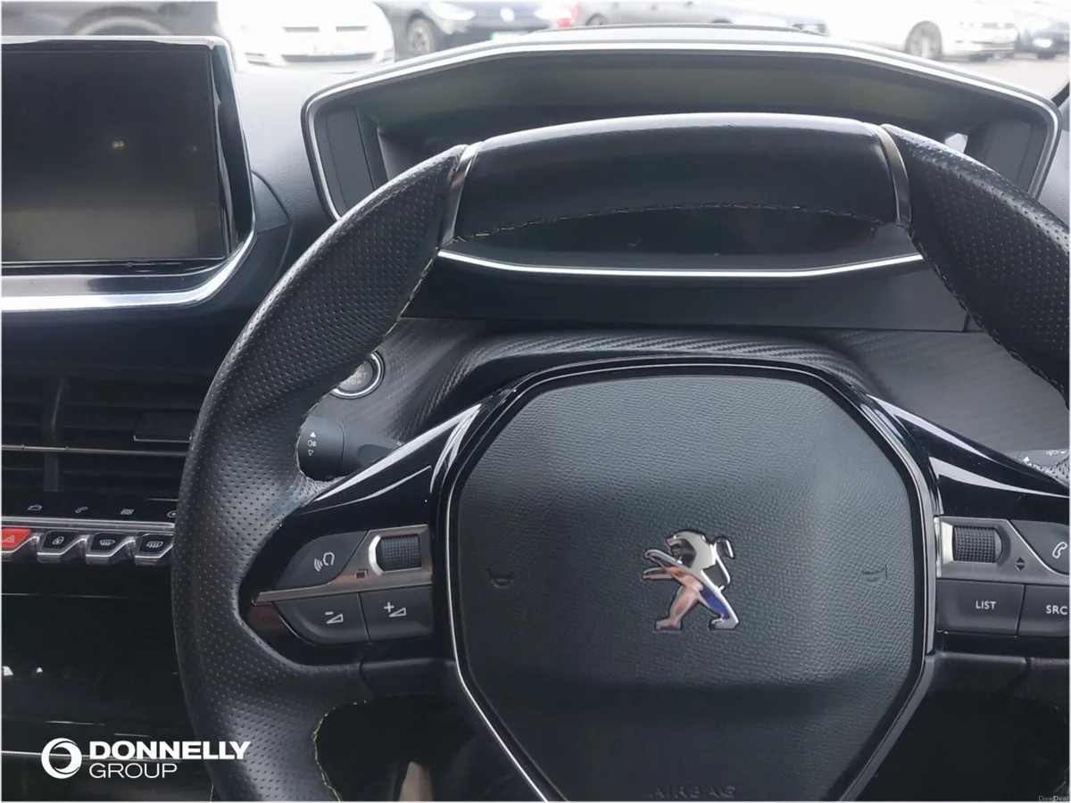 Peugeot 208 E- Electric Hatchback GT - Image 4