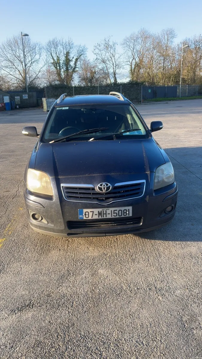 Toyota avensis estate - Image 2