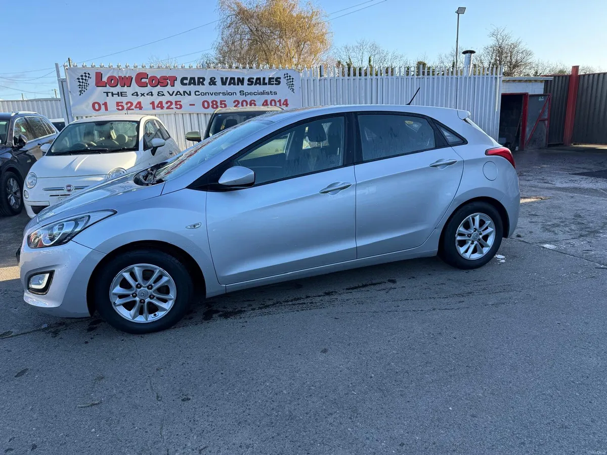 Hyundai i30 2015 - Image 2