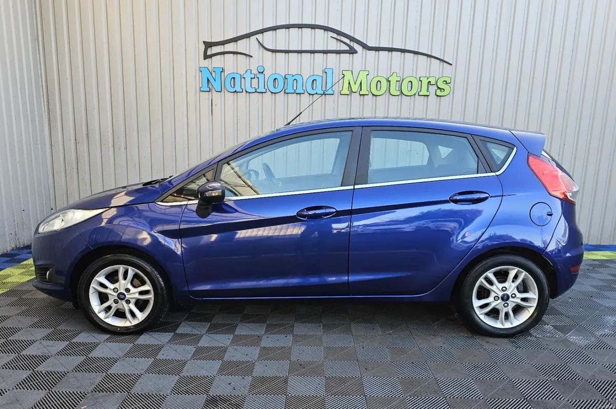 2015 Ford Fiesta Zetec 1.0 Petrol - Image 6