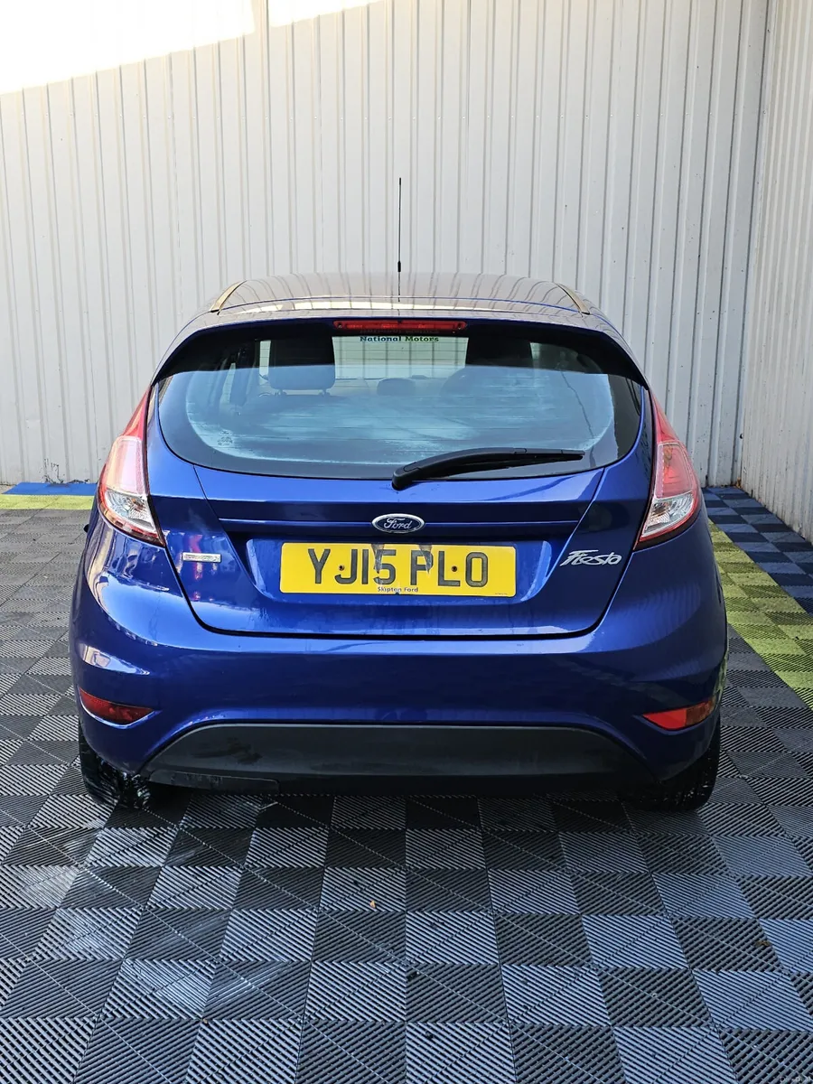 2015 Ford Fiesta 1.0 Petrol ZETEC - Image 4