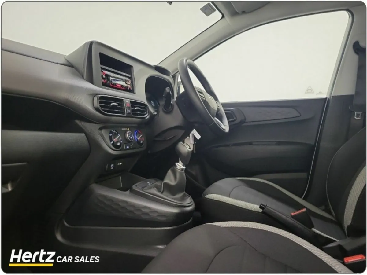 Hyundai i10 Classic 1.0 Petrol Manual - Image 4