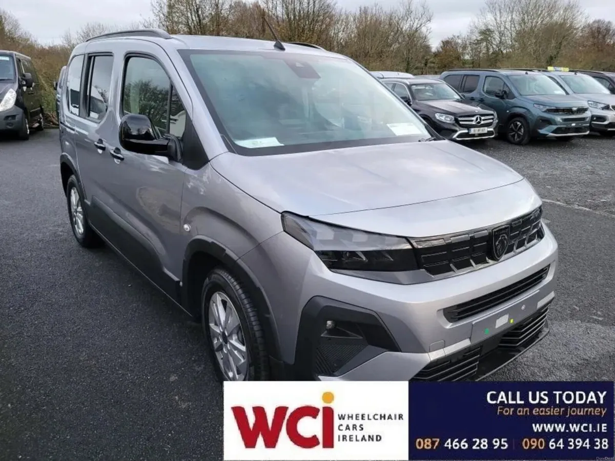 Wheelchair Accessible Peugeot Rifter 2026 - Image 3