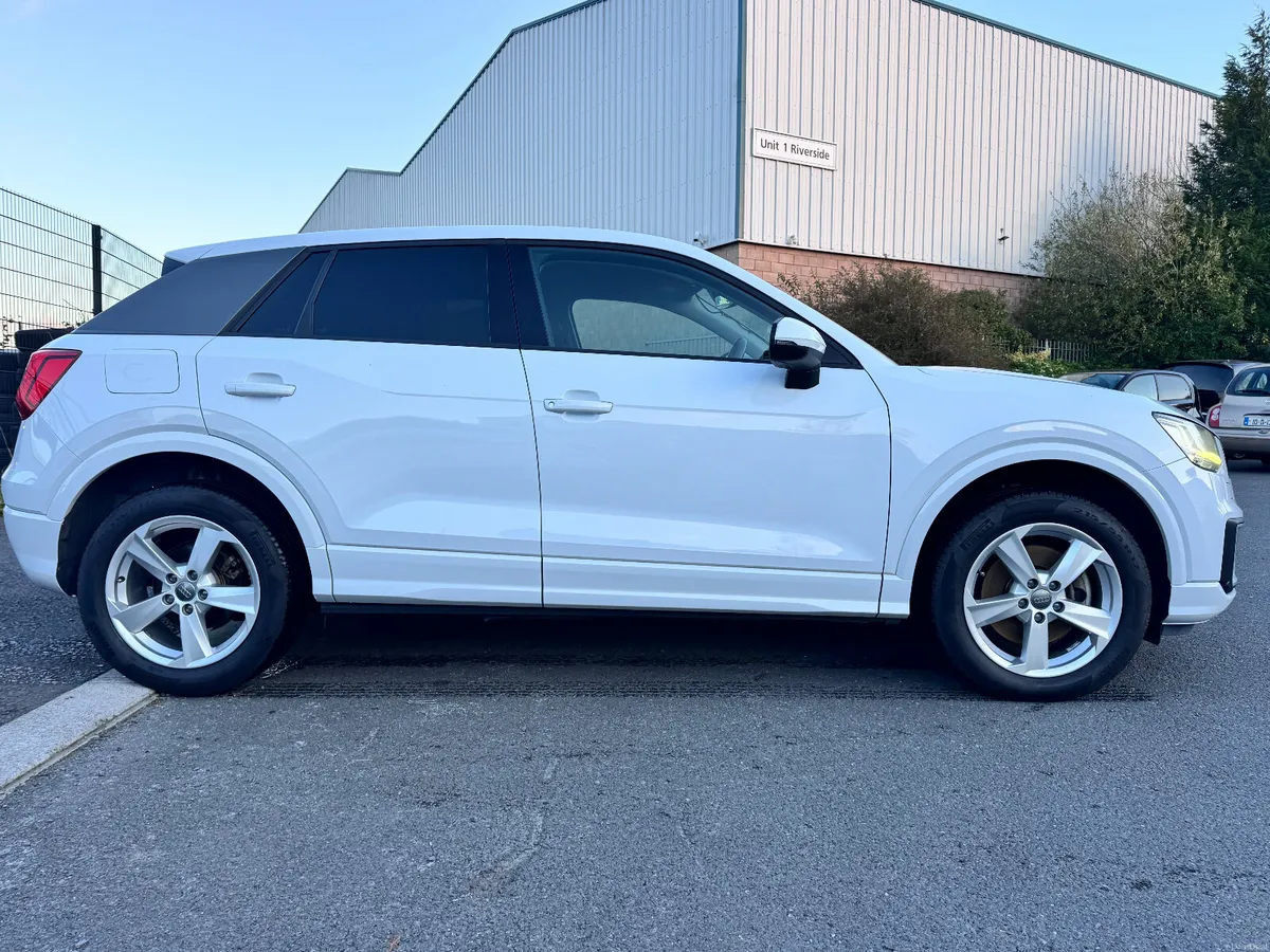 AUDI Q2 2017 WHITE - Image 5