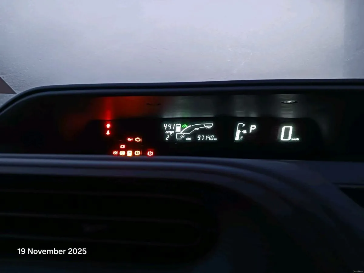 Toyota Aqua Hybrid Price is not negotiable - Image 3