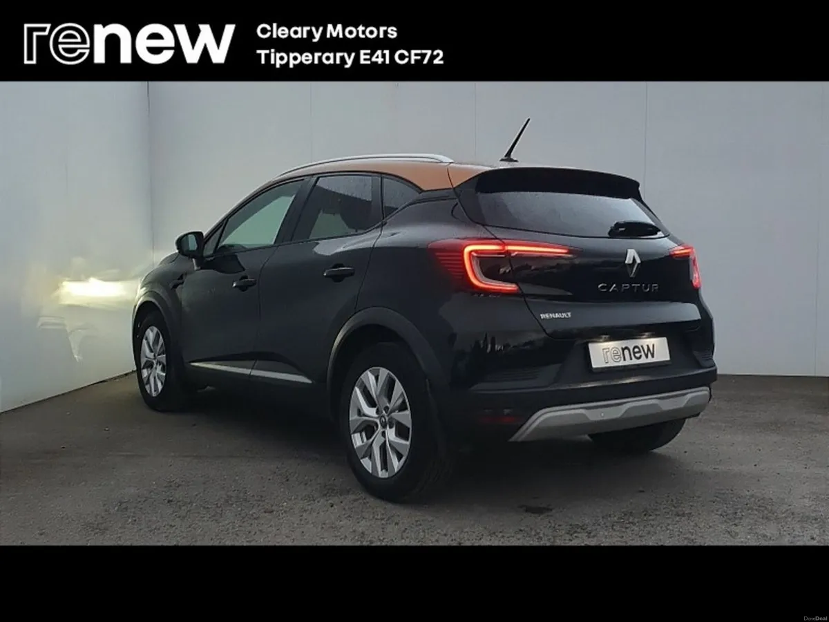 Renault Captur TCe 100 Iconic - Image 4