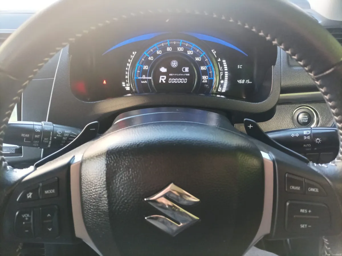 IMMACULATE HIGH SPEC SUZUKI SWIFT 1.2 AUTO, 2016 - Image 4