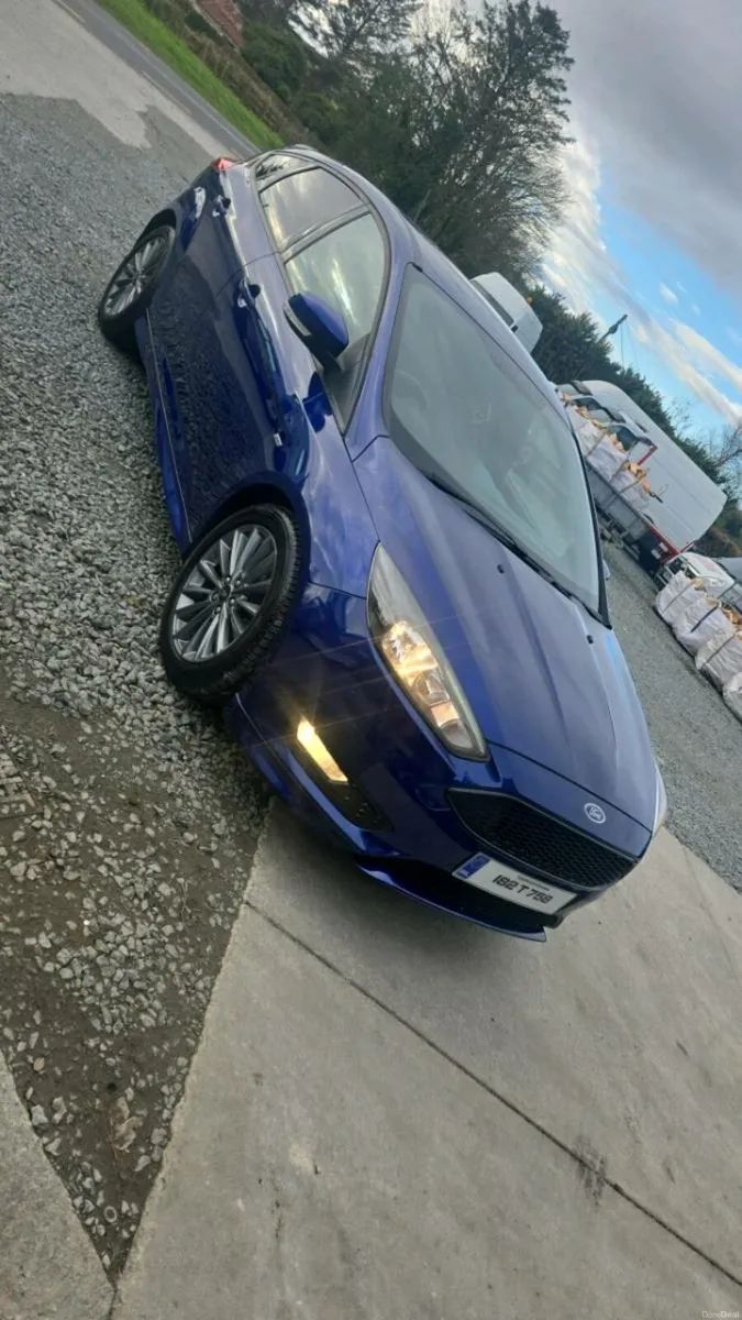 2018 st line ford focus - Image 2