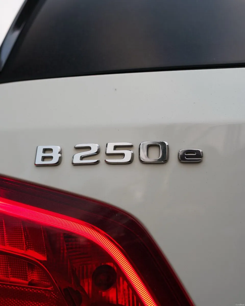Mercedes B250e - Image 3