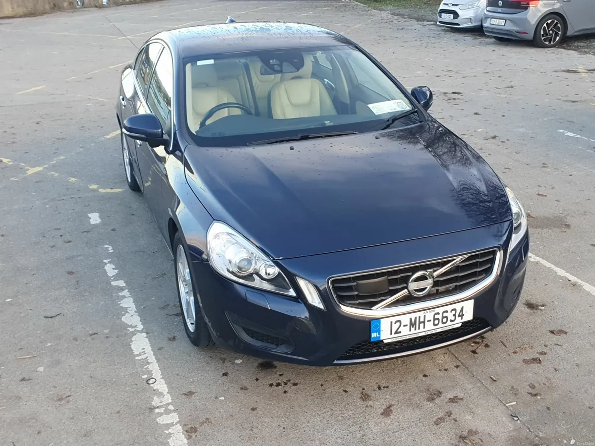 Volvo S60II 2012 petrol automatic 1.6 Turbo Drive - Image 2