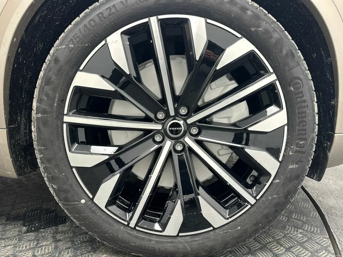 Volvo XC90 T8 PLUS DARK *IN STOCK* €210 P/W ON PCP - Image 5