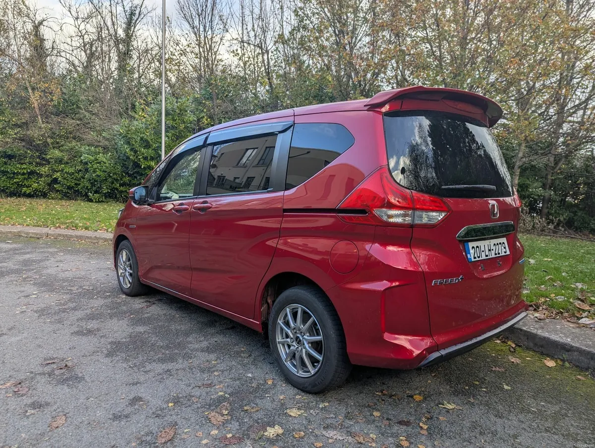 2020 Honda Freed+ Automatic Hybrid Electric 5 Seat - Image 3