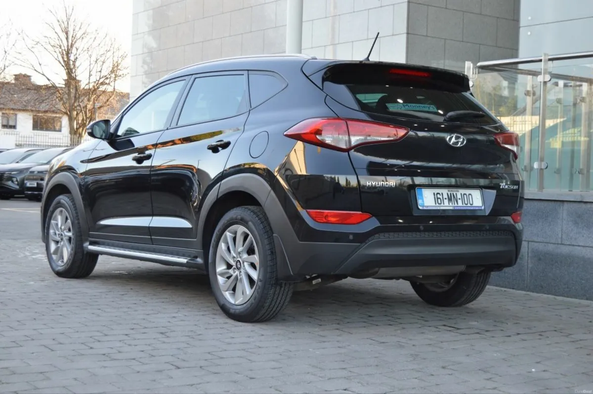 Hyundai Tucson 1.7 D Comfort Plus, Side Steps - Image 4