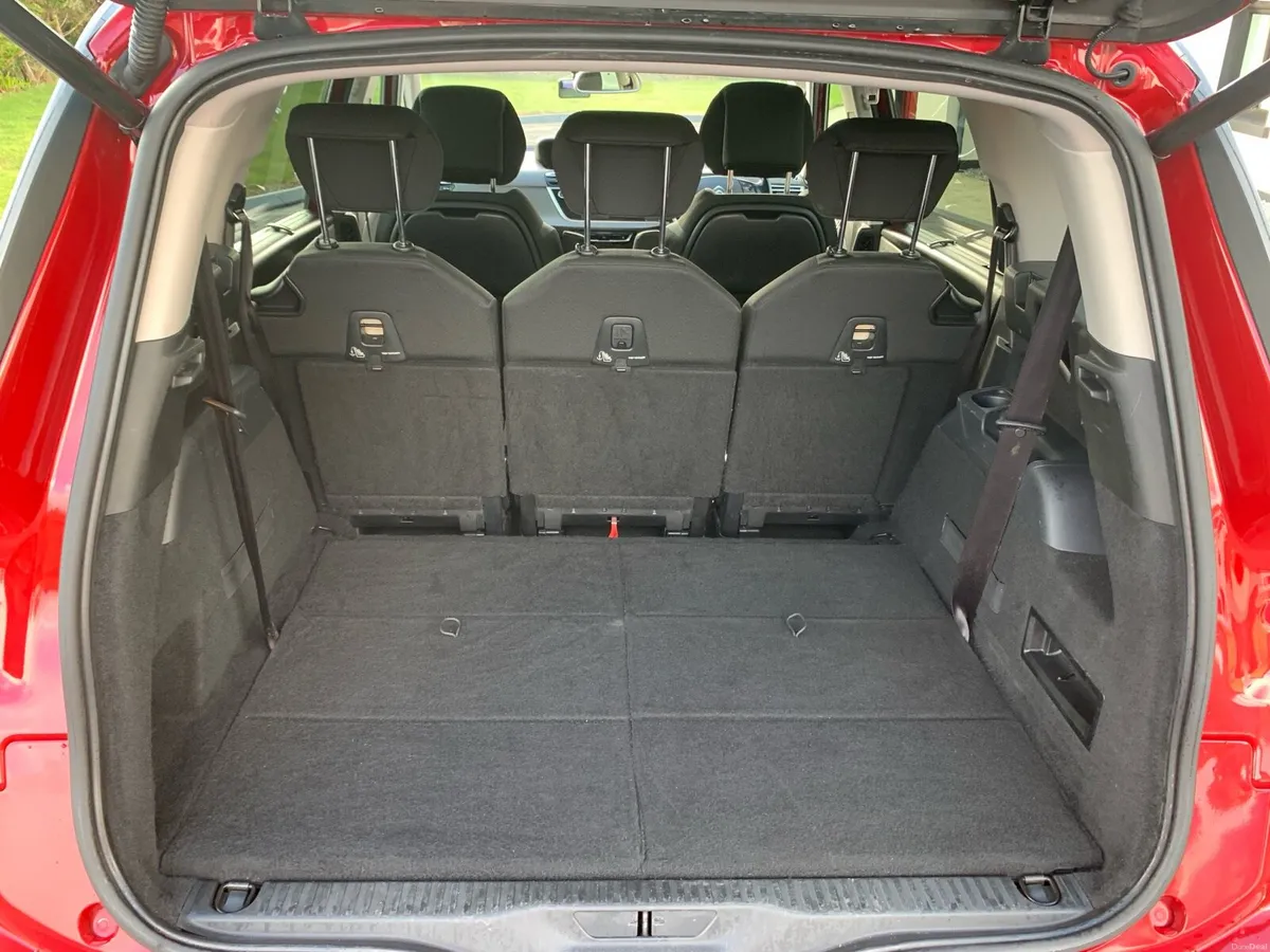 Citroen C4 Picasso Top spec Automatic. - Image 4