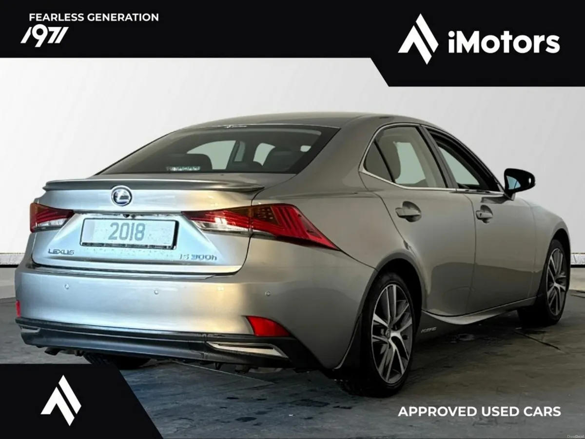 Lexus IS 300H EXECUTIVE EDITION - Image 3