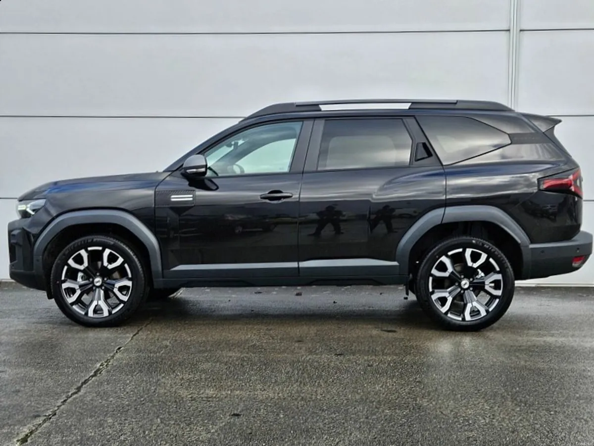 Dacia Bigster Journey 1.8 HEV 155HP - Image 5