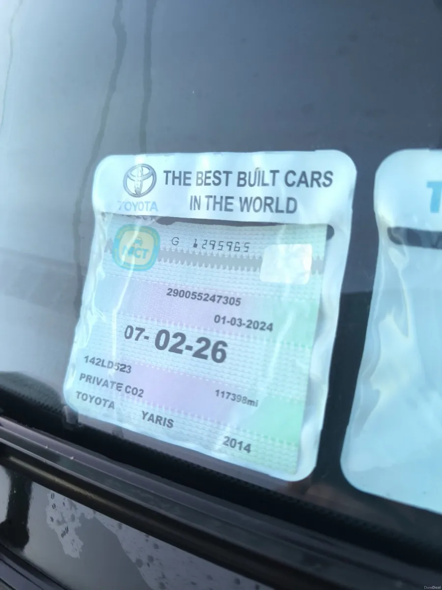 142 Toyota Yaris hybrid - Image 4