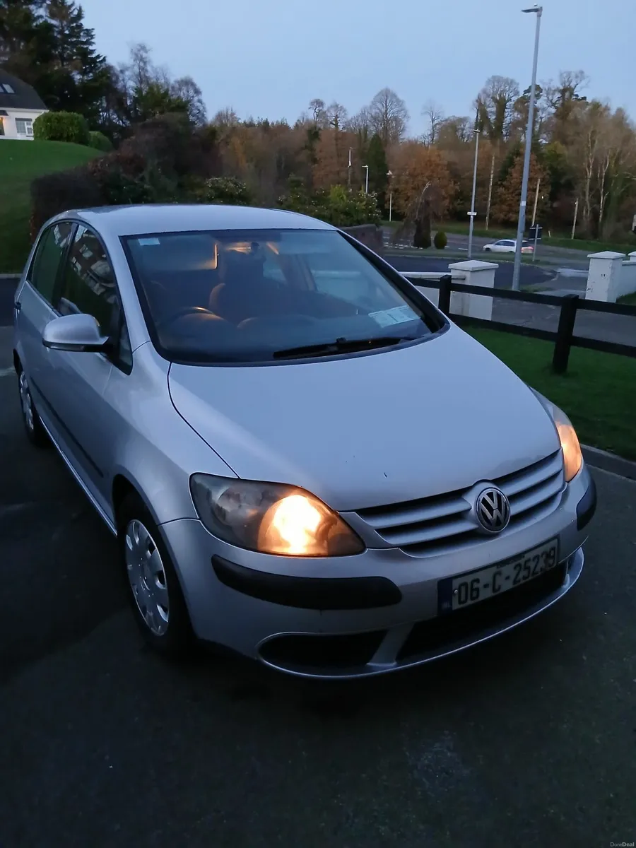 Volkswagen Golf 2006 - Image 2