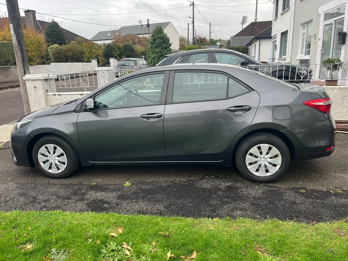 Toyota Corolla - Image 1