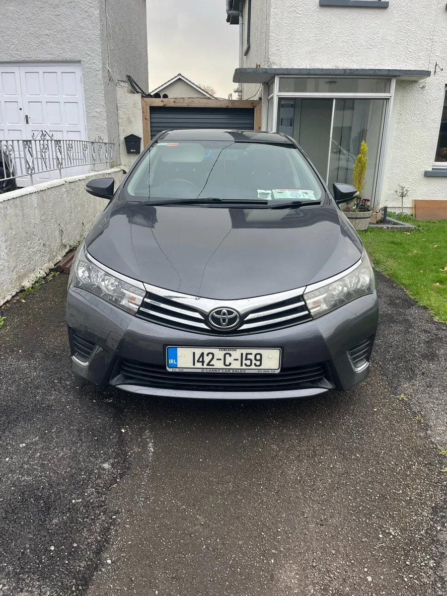 Toyota Corolla - Image 2