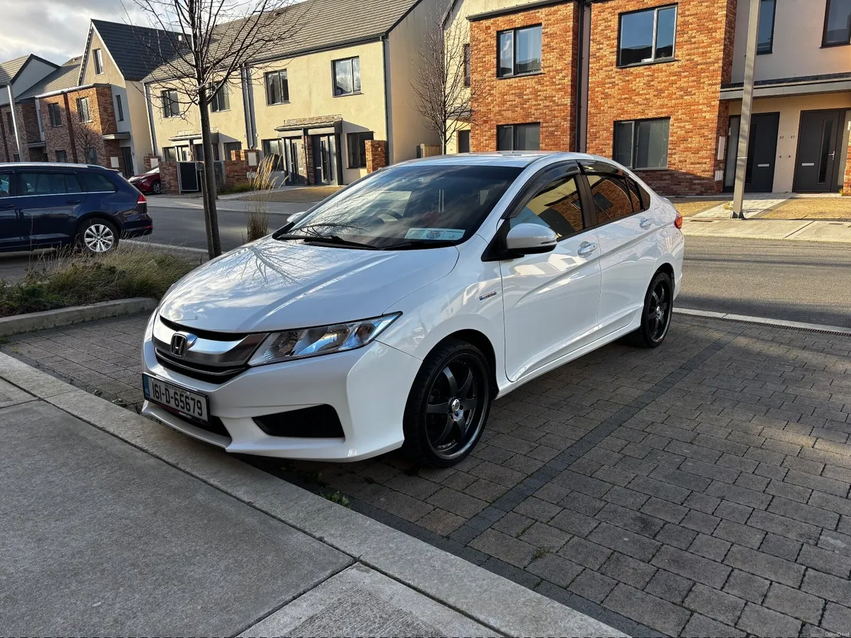 Honda Grace 2016 - Image 1