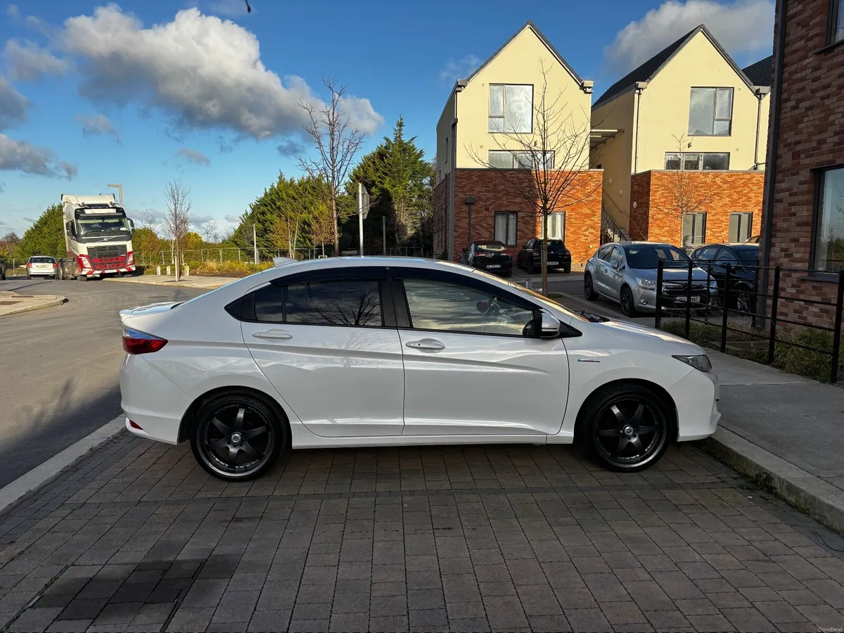 Honda Grace 2016 - Image 3