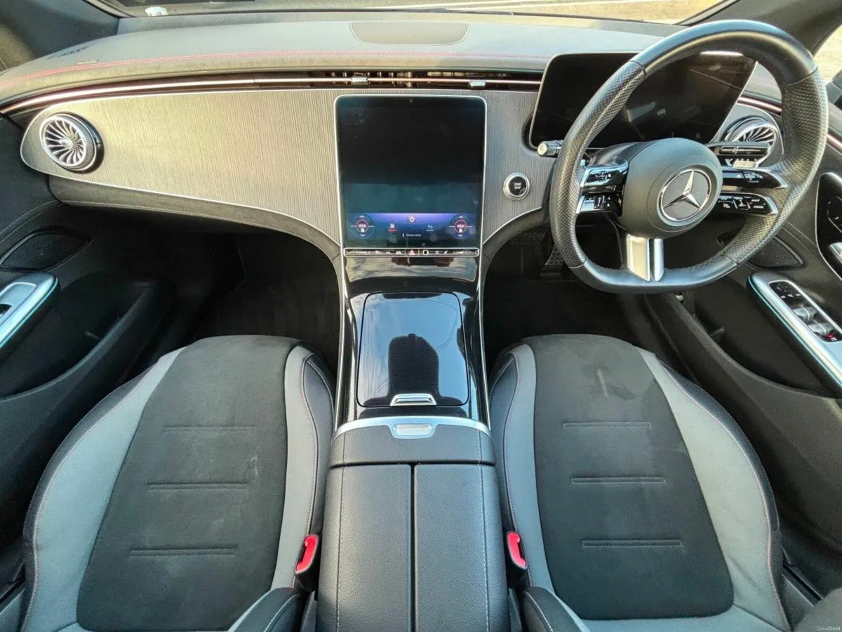 Mercedes-Benz EQE SUNROOF AMG LINE PREMIUM - Image 2
