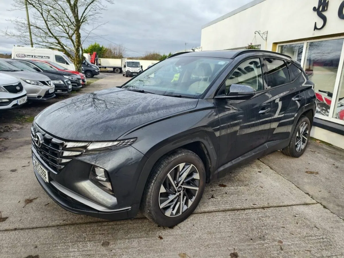 Hyundai Tucson 2WD Executive - Image 4