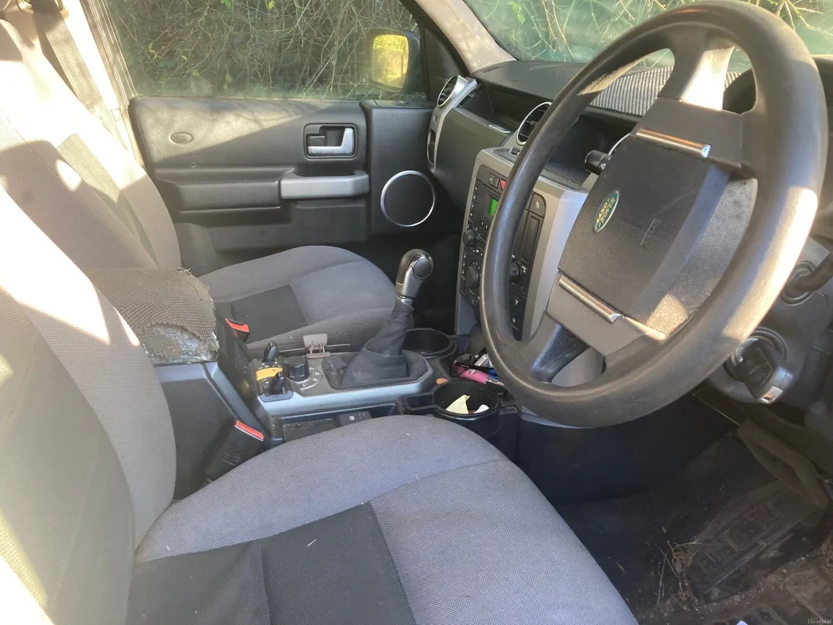 Land Rover Discovery 2009 - Image 2