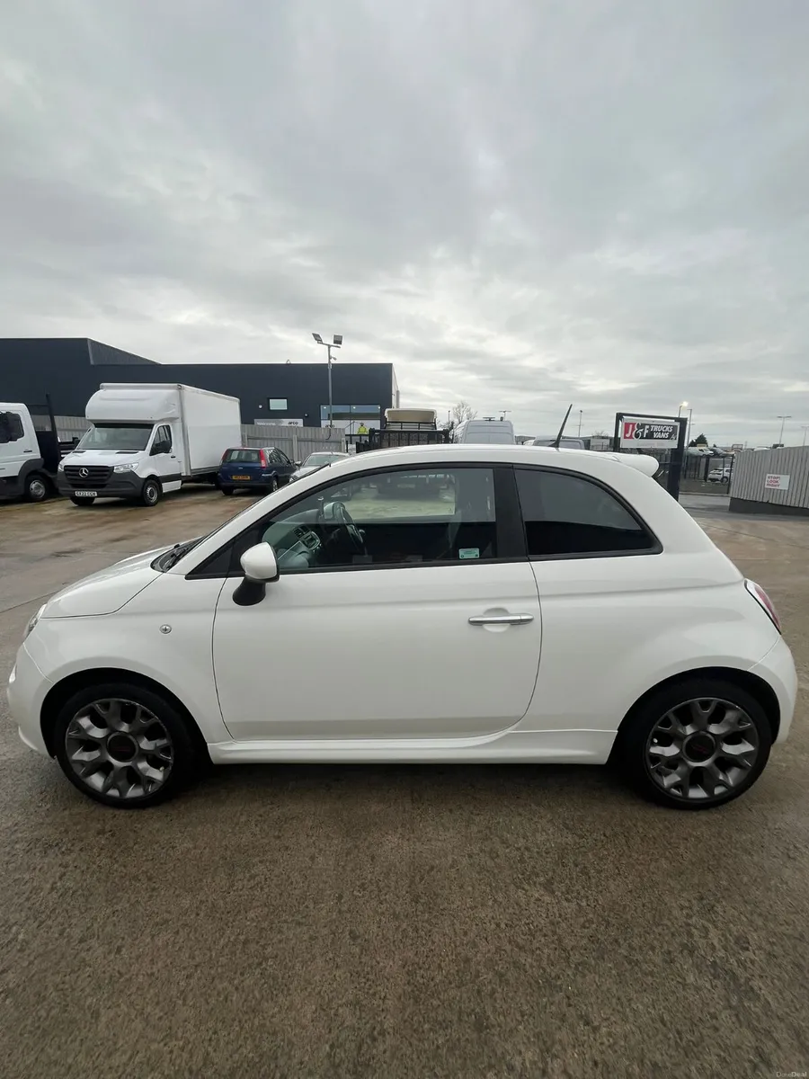October 2015 Fiat 500 1.2L - Image 3