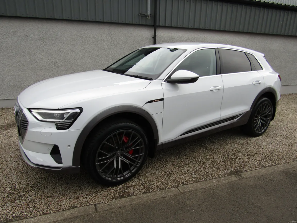 2021 AUDI ETRON TECHNIK, PRIVACY GLASS, 22"ALLOYS - Image 4