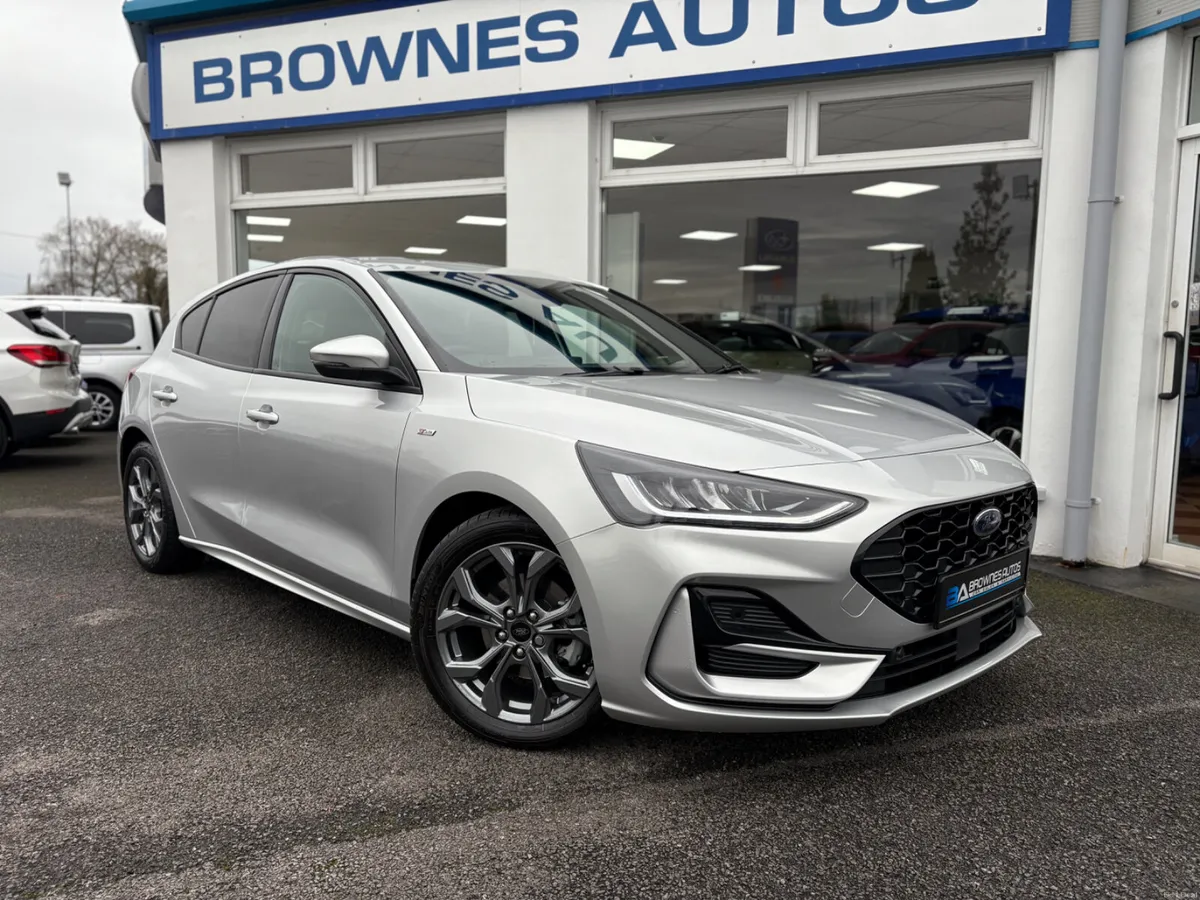 2024 Ford Focus ST-Line Showroom Condition - Image 3