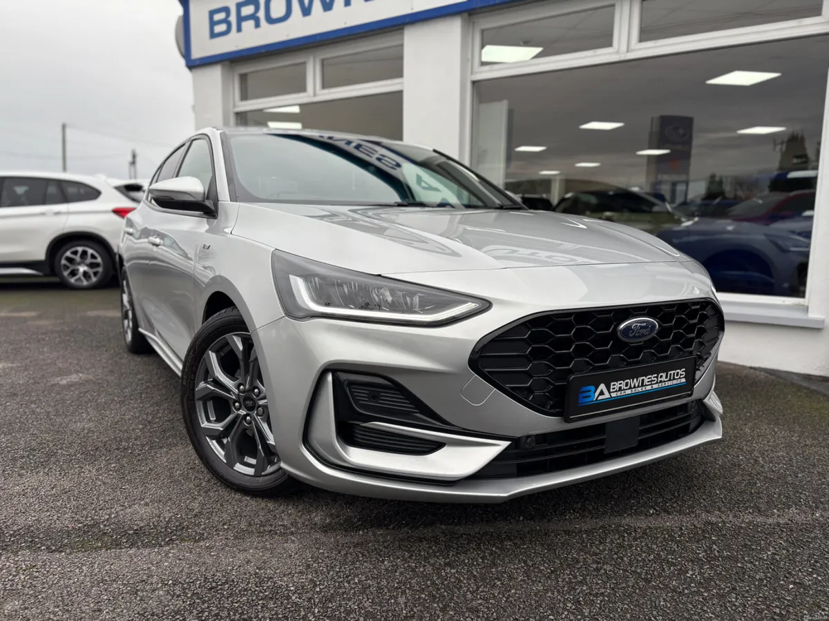 2024 Ford Focus ST-Line Showroom Condition - Image 4
