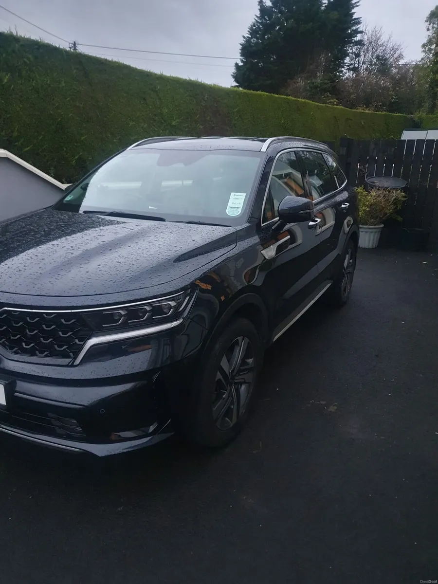 231 Kia Sorrento 5 seater Blue - Image 1