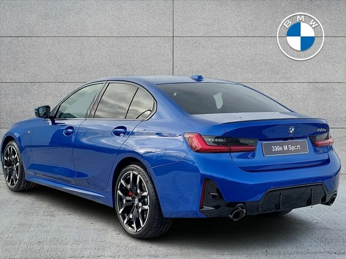 BMW 3-Series 330e M Sport - Image 2
